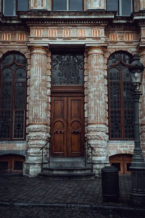 Front Door of the Maison de lArbre dOr Building · Free Stock Photo