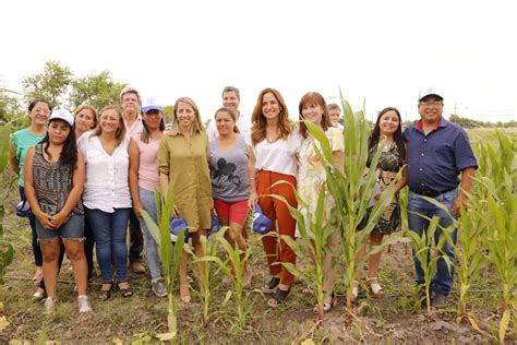 Victoria Tolosa Paz on Twitter Visitamos la huerta agroecológica El