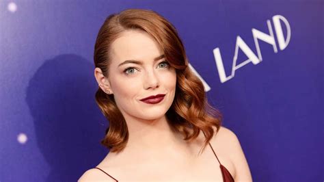 Crudelia Emma Stone Diventa Harley Quinn In Questa Nuova Spettacolare