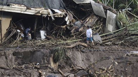 Indonesien Schwere Unwetter F Nf Tote Und Mehrere Vermisste Nach