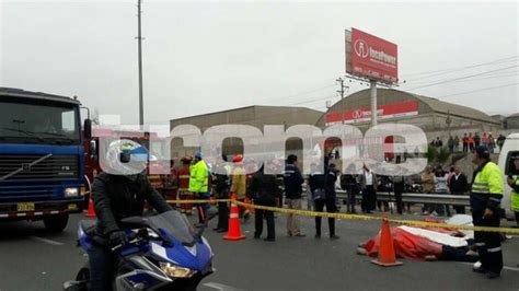 Tragedia En La Panamericana Sur Choque Entre Combi Y Tráiler Deja 5