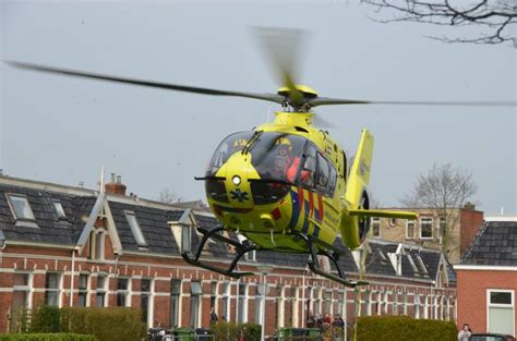 Man Valt Van Dak Jakob Van Aakenstraat Leeuwarden