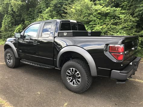 This 2014 Ford F 150 Svt Raptor Supercab Is A 90 Mile Garage Queen Autoevolution