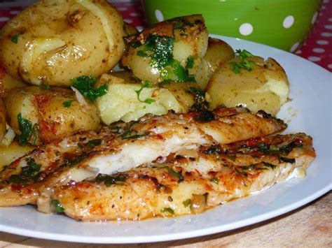 Filetes De Pescada Batatinhas A Murro No Forno Dicas Femininas