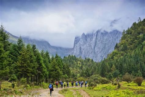 The 5 Best Hikes In China The Trend Hive