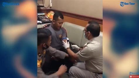 Video Suntik Untuk Keperluan Rapid Test Polisi Ini Histeris Ketakutan