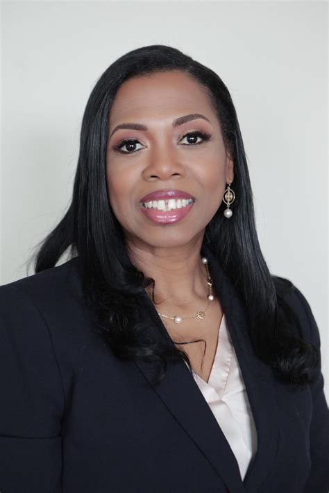 Savannah School Board approves new superintendent. Here's what she said ...