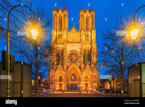Reims Cathedral In Reims France At Dusk Stock Photo Alamy