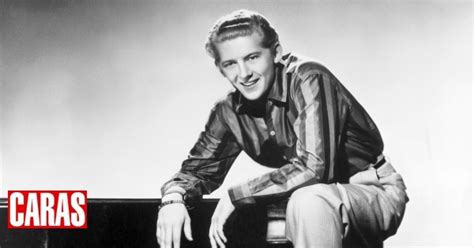 Caras Morreu o músico Jerry Lee Lewis