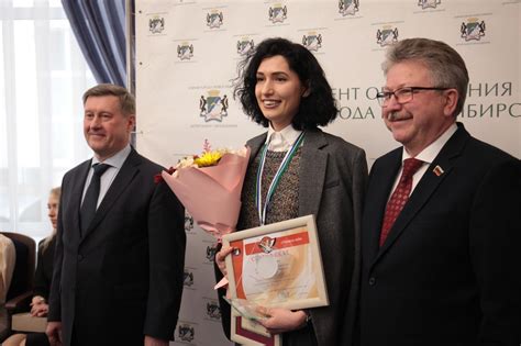 Педагогом года стала учитель китайского языка из школы № 207 - sib.fm