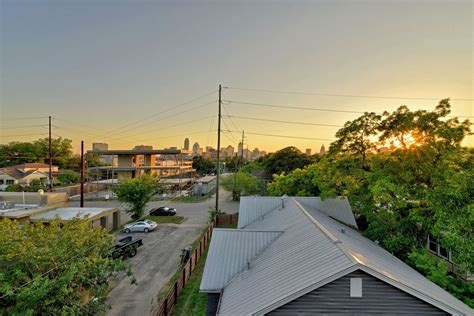 Photo 19 Of 39 In Contemporary Warehouse Style Home By Todd Piccus Dwell