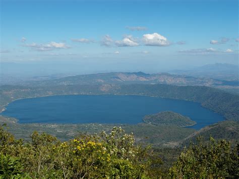 Decretan Estado De Alerta Ambiental En El Lago Coatepeque El