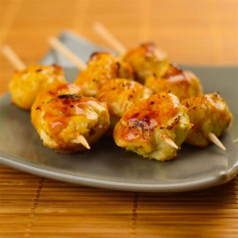 Recette Yakitori De Boulettes De Poulet Au Sak Cuisine Madame Figaro