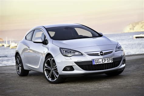 2014 Opel Astra GTC 1 6 CDTI 136HP And 320Nm