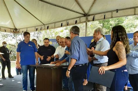 Protesto de moradores do 26 de setembro interrompe trânsito na Estrutural