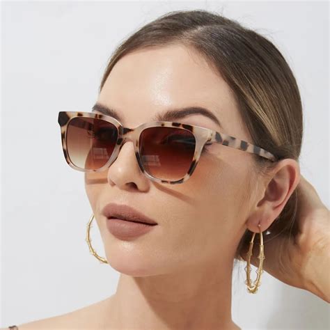 Fashion Female Trendy Small Square Frame Sunglasses Women Vintage Brand