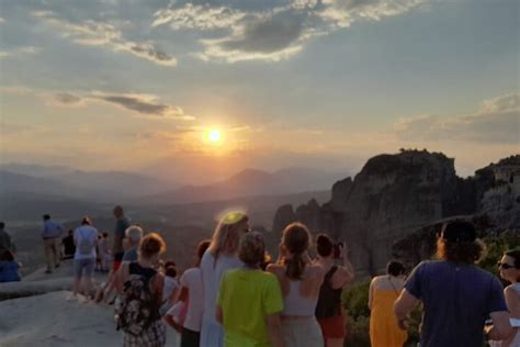 Delphi Und Meteora Private Tour Bis Zu Personen Zur Verf Gung