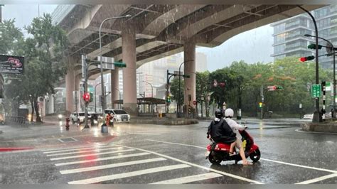 中秋連假好天氣掰掰！林嘉愷曝「水氣增多」降雨熱區曝光｜四季線上4gtv