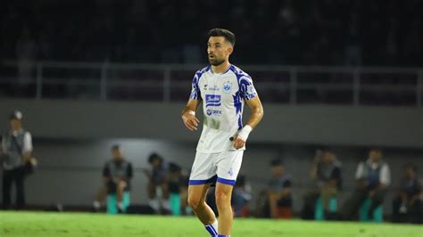 PSIS Semarang Vs Persija Duel Bek Timnas Indonesia Kontra Jebolan