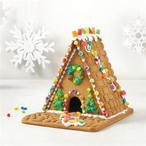 The Best Gingerbread House Kits 2020 | HGTV