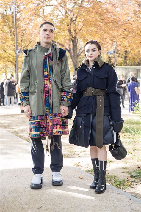 Maisie Williams And Her Boyfriend Coordinate Makeup For Paris Fashion ...