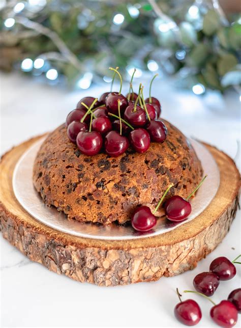 Traditional Christmas Pudding - Milling Coconuts