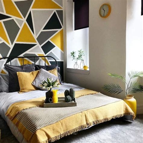 25 Cool Grey And Yellow Bedrooms That Invite In - DigsDigs