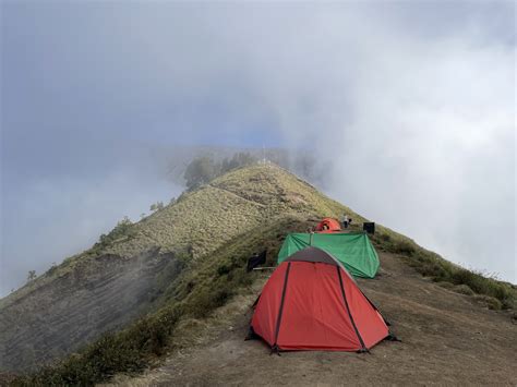 Go To Indonesia To Climb A Volcano Mtrinjani Fenq