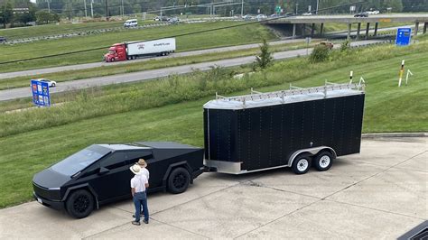 Contractor Reveals How Much Money His Tesla Cybertruck Saves Him In