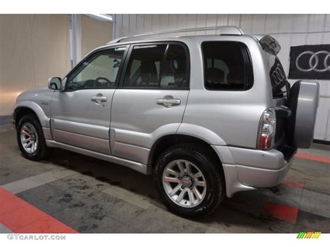 Silky Silver Metallic Suzuki Grand Vitara Ex Wd Photo