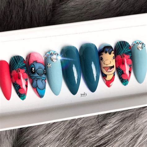 Lilo And Stitch Nails Liloandstitch How Cute Are These Lilo And Stitch Nails Disney Acrylic