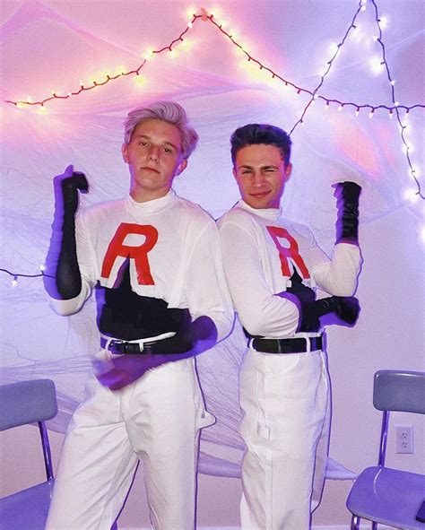 Pin By Alex Pozos On Halloween Mens Halloween Costumes Duo Halloween Costumes Gay Halloween