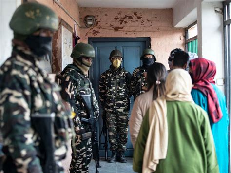 Kashmir Residents Vote In Local Polls Amid Cold And Tight Security