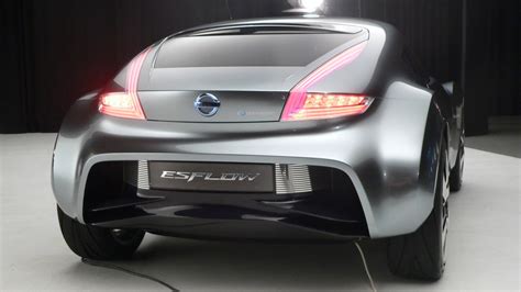 2011 Nissan ESFLOW Concept Live Photos