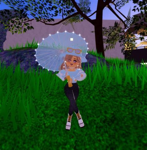 Is This An Appropriate Outfit For The Paper Oil Parasol Rroyalehigh