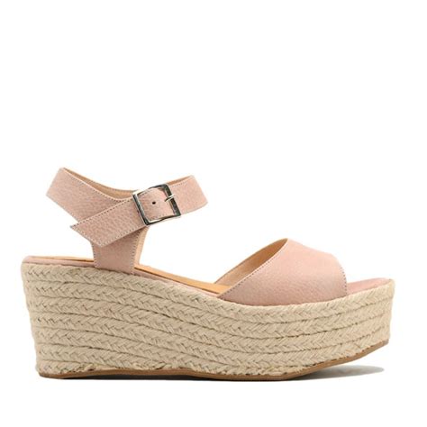 Sandalias Color Nude Con Plataforma Rallys