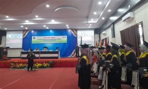 Polita Sumbar Gelar Wisuda Ke 20 Dan Angkat Sumpah Profesi Suara