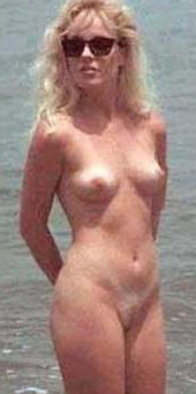 Naked Sharon Stone Added By Gwen Ariano Hot Sex Picture