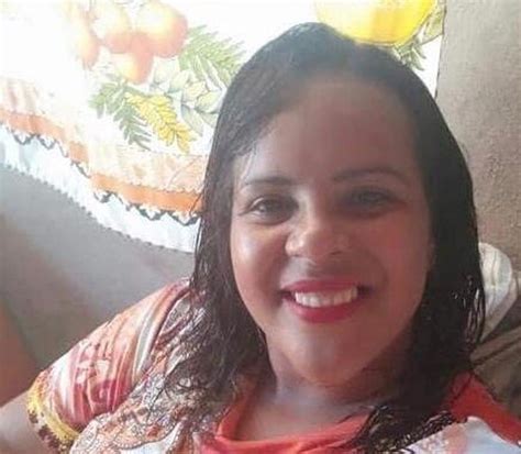 Mulher é brutalmente assassinada e arrastada por 40 metros na frente