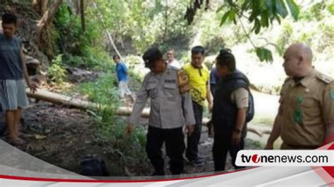 Pemancing Temukan Mayat Bayi Usia 1 Hari Mengapung Di Sungai Brantas