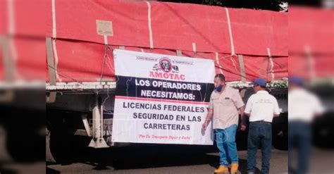 Hoy Tamaulipas Protestan En Guerrero Transportistas De Carga Piden