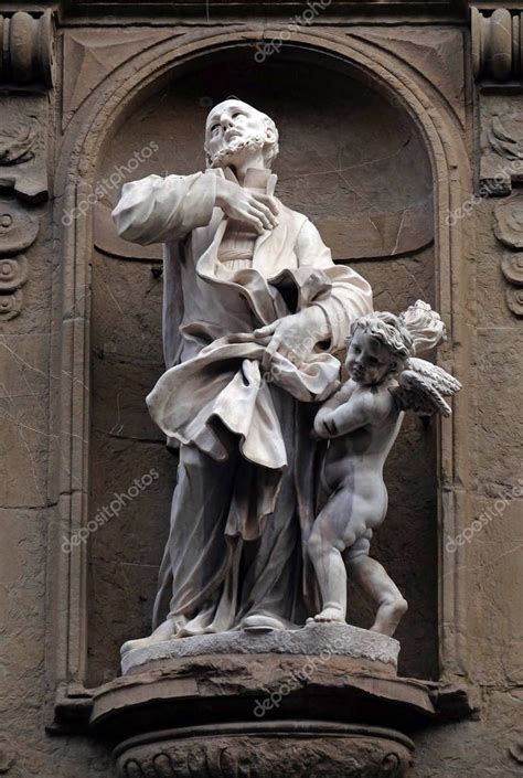 Estatua De San Andr S Andrea Avellino En La Fachada De La Iglesia De