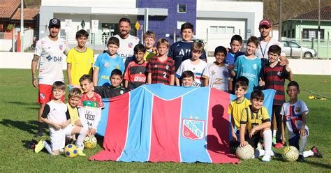 Carlos Renaux Inicia Projeto De Escolinhas De Futebol