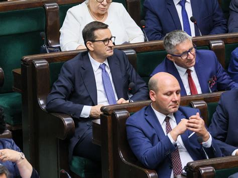 Szef Msz Nieobecny Podczas G Osowania Nad Rz Dem Morawieckiego