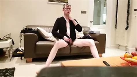 Strip Wank And Cum Gay Amateur Amateur Porn Feat Longlegs XHamster