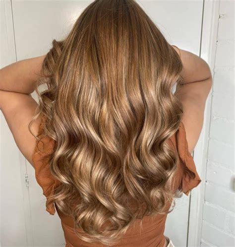 Light Golden Brown Hair Colors You Ll Love For This Fall In