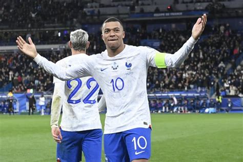 Foot Auteur De 38 Buts Avec Les Bleus Kylian Mbappé Dépasse Karim Benzema