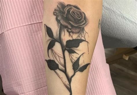 11 Dead Rose Tattoo Ideas Youll Have To See To Believe