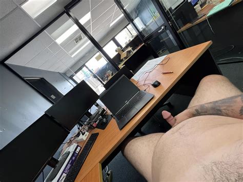 Being The Boss Has Its Perks Nudes BHMGoneWild NUDE PICS ORG