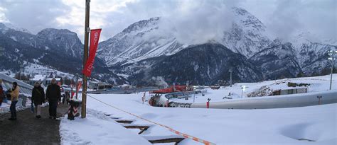 Cosa Fare Della Pista Da Bob Di Cesana Uno Ski Dome Per Sciare Tutto L